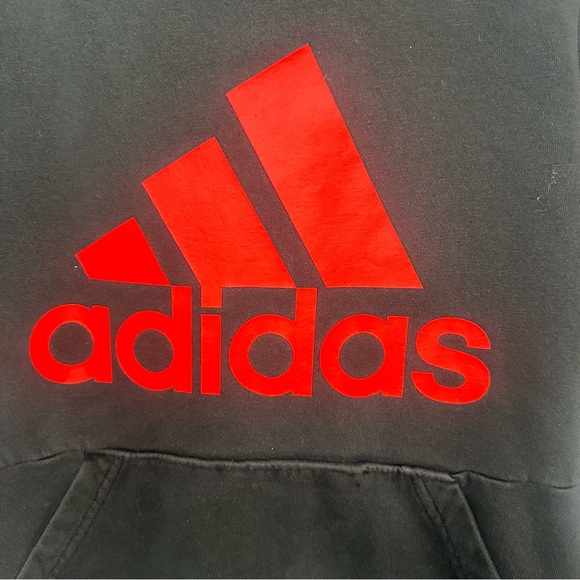 Adidas YOUTH LARGE (14-16) Black and Red Hoodie Front Pocket Good Condition - Picture 5 of 8